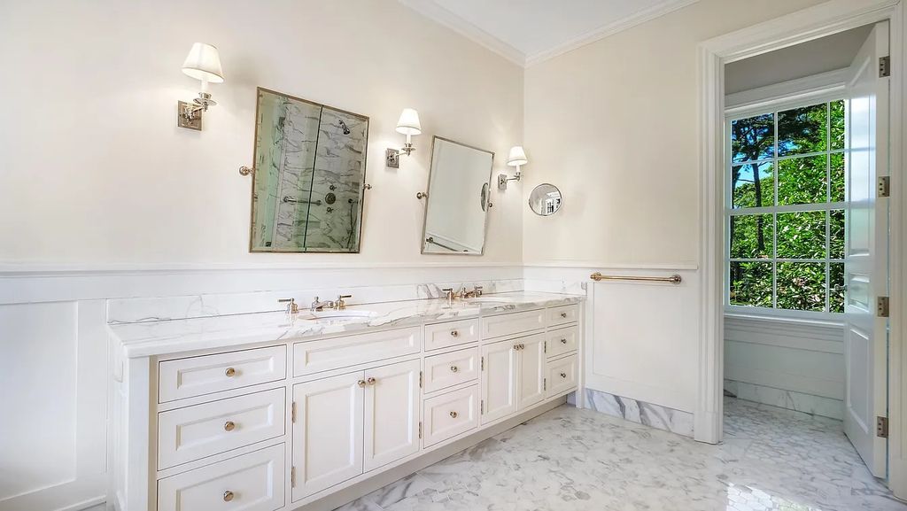 Wainscott, NY Estate with 827 ft. of Water Frontage and Unparalleled Atlantic Ocean Views on the Market for $59.995M