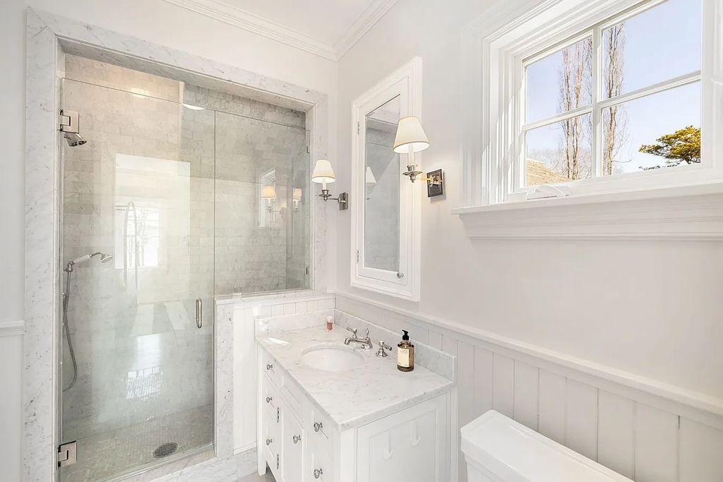 Wainscott, NY Estate with 827 ft. of Water Frontage and Unparalleled Atlantic Ocean Views on the Market for $59.995M