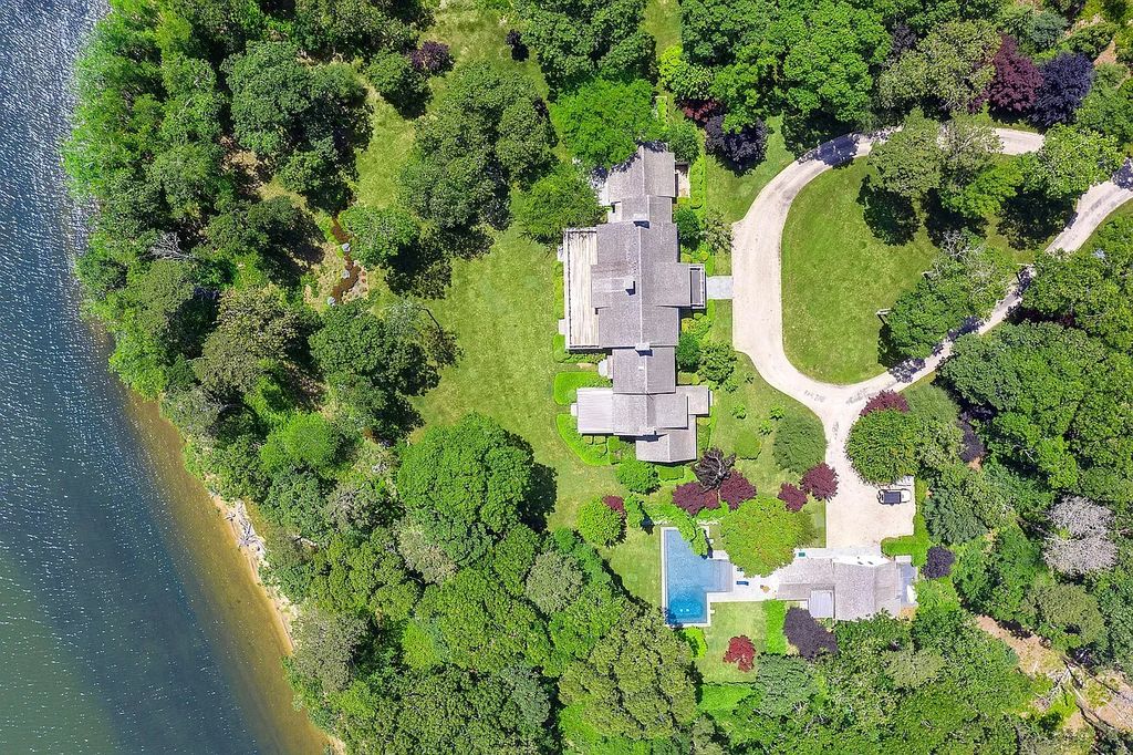 Wainscott, NY Estate with 827 ft. of Water Frontage and Unparalleled Atlantic Ocean Views on the Market for $59.995M