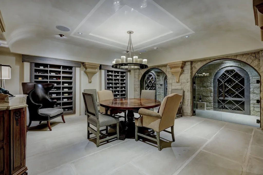 14200 Gaillardia Lane Home in Oklahoma City, Oklahoma. Nestled within the prestigious and privately gated Gaillardia Estates, this extraordinary estate designed by Jim Frazier is a true masterpiece. Situated on 3 private acres, it offers breathtaking panoramic views of holes #3 and #10 on the acclaimed Arthur Hill's Gaillardia Golf Course.