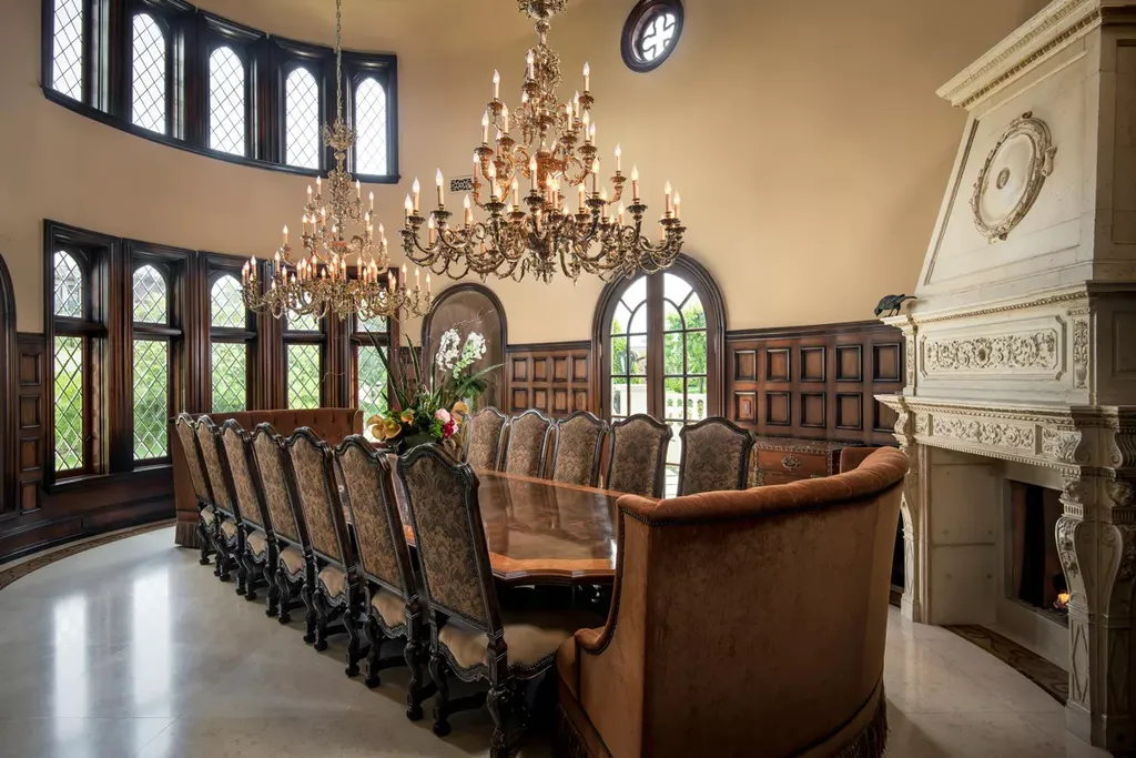 25365 Prado De La Felicidad Home in Calabasas, California. Calabasas, California - Prepare to be captivated by one of the most stunning properties in all of Calabasas. This extraordinary architectural masterpiece showcases French influence and design, nestled behind the prestigious second gate in The Estates at The Oaks. Situated on over 1.1 acres of land and boasting panoramic city and mountain views, this residence is a true testament to luxury and craftsmanship.