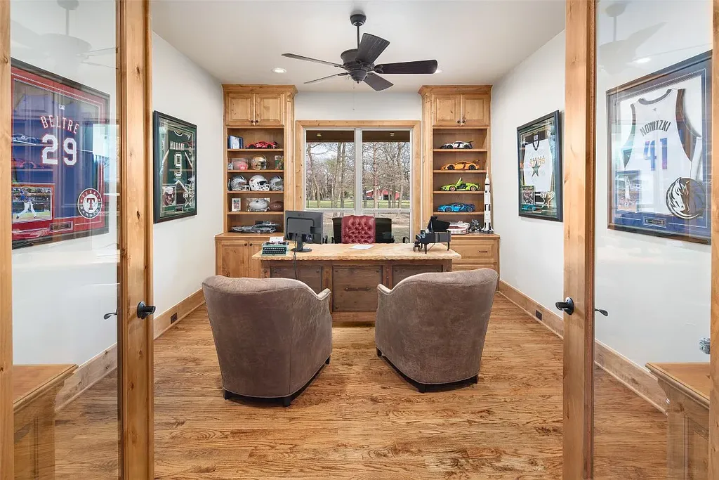 Experience the perfect blend of Texas Hill Country charm and modern urban living in this exceptional 5-bedroom, 6-bathroom home located on a peaceful cul-de-sac and nestled on 2.3 acres of scenic beauty, with the added advantage of being adjacent to an equestrian farm. The thoughtfully designed interiors showcase light woods, warm stones, and expansive windows, creating inviting and bright spaces throughout.