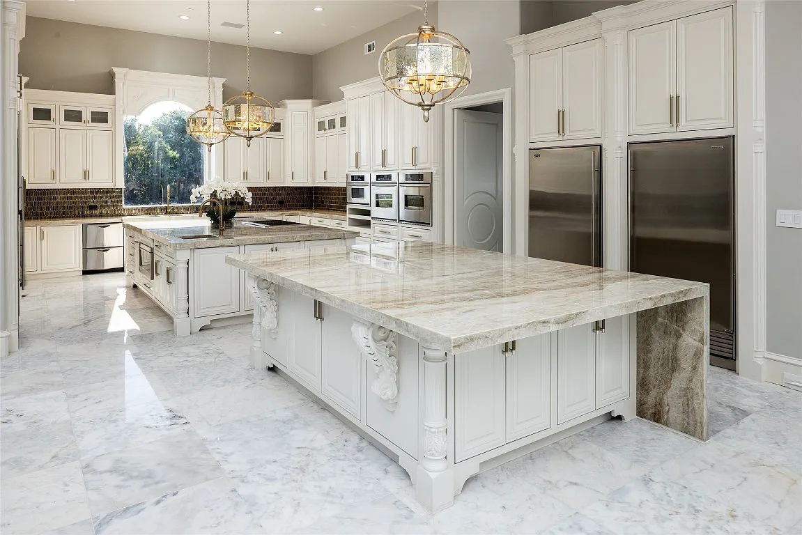 3712 Dustin Trail Home in Dalworthington Gardens, Texas. Experience the epitome of luxury and exclusivity with this breathtaking gated resort home situated on an expansive 8.5-acre estate. Every detail of this grand celebrity-style residence has been meticulously crafted, from the majestic cathedral ceilings to the mesmerizing views of the resort-style oasis.