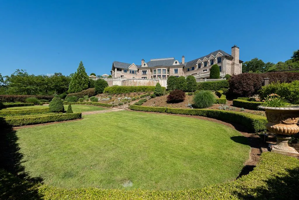 4110 Paces Ferry Road NW Home in Atlanta, Georgia. Experience ultimate privacy and luxury in Atlanta's most breathtaking gated estate, nestled on 17 acres of serene park-like grounds with extensive Chattahoochee River frontage. This remarkable property offers an unmatched array of amenities for the most discerning homeowner.