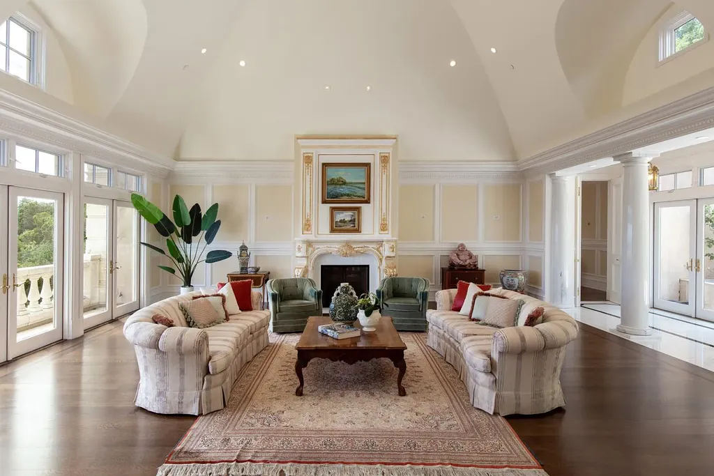 490 Las Pulgas Drive Home in Woodside, California. Step into a world of opulence and European elegance in this extraordinary residence situated on 5.32 acres of private gated land. Crafted with impeccable attention to detail by renowned builder Markay Johnson in 2014, this home offers breathtaking views of the San Francisco Bay. 