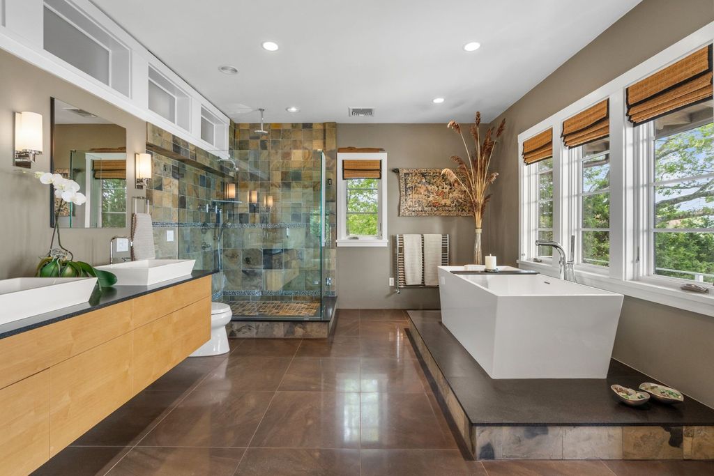 A Captivating Island Sanctuary in Duxbury, MA: Unmatched Privacy and Enduring Beauty Listed at $4.25M