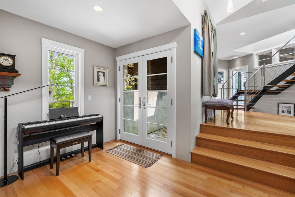 A Captivating Island Sanctuary in Duxbury, MA: Unmatched Privacy and Enduring Beauty Listed at $4.25M