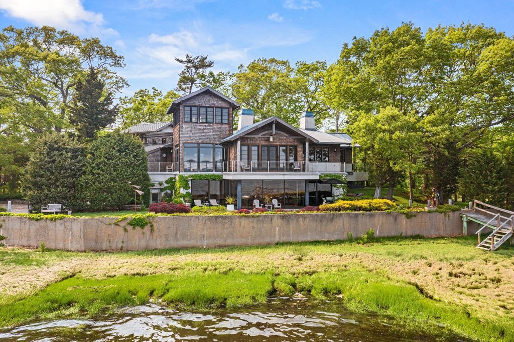 A Captivating Island Sanctuary in Duxbury, MA: Unmatched Privacy and Enduring Beauty Listed at $4.25M