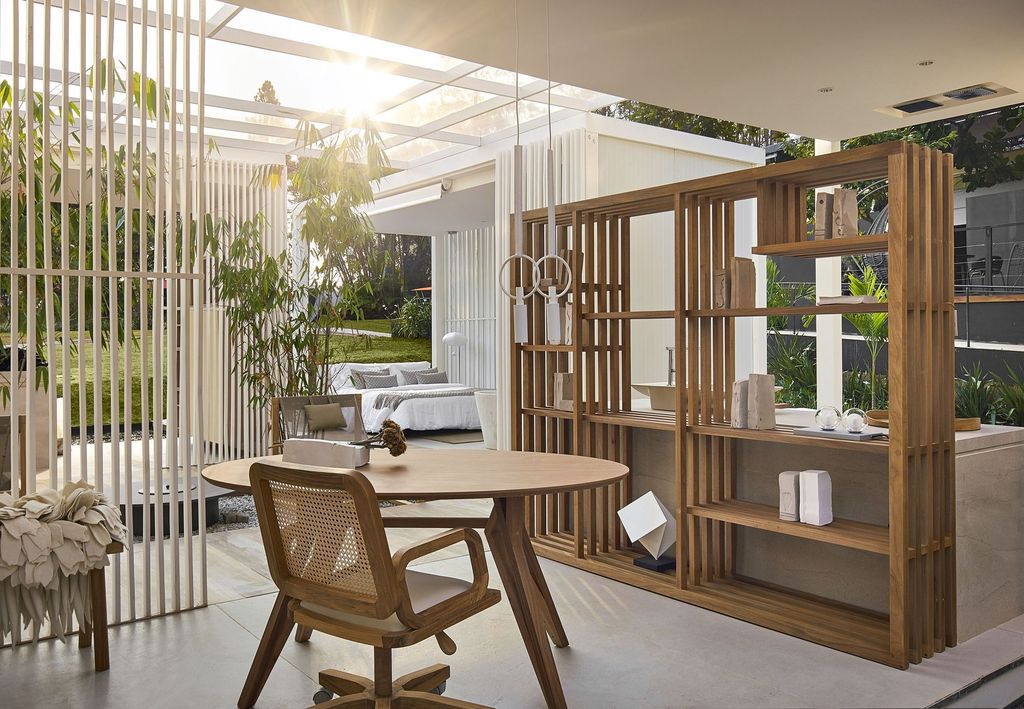 Acqua House with simplicity & functionality by Cristina Menezes Arquitetura