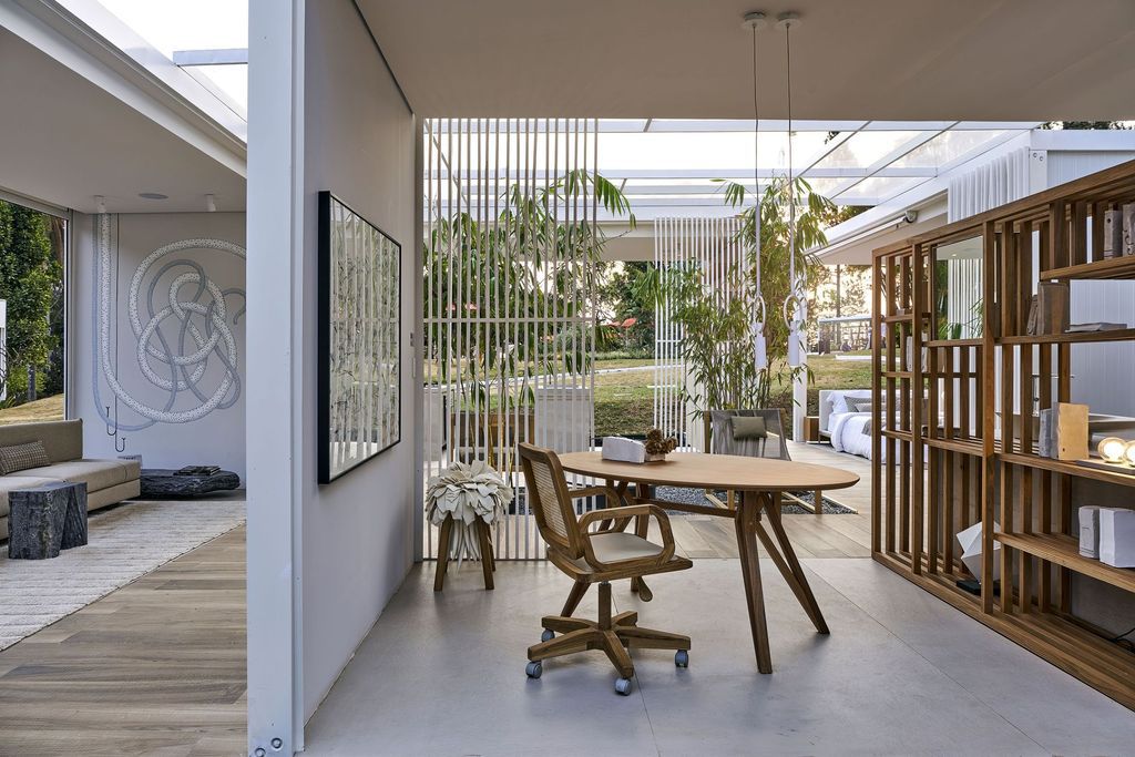 Acqua House with simplicity functionality by Cristina Menezes Arquitetura 13