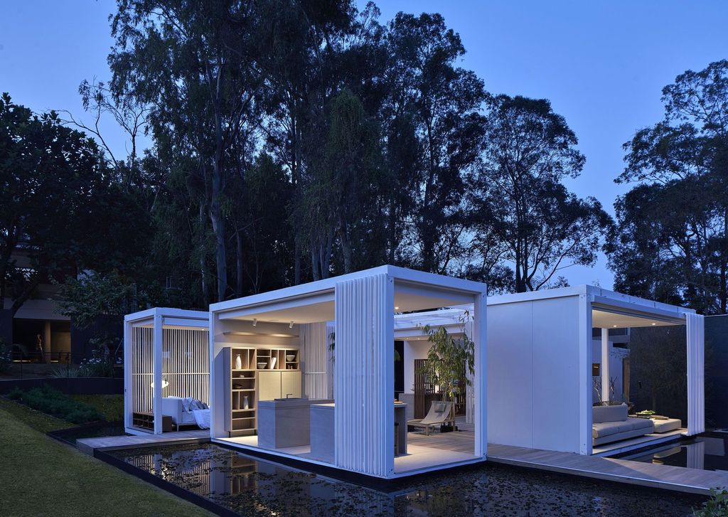 Acqua House with simplicity & functionality by Cristina Menezes Arquitetura