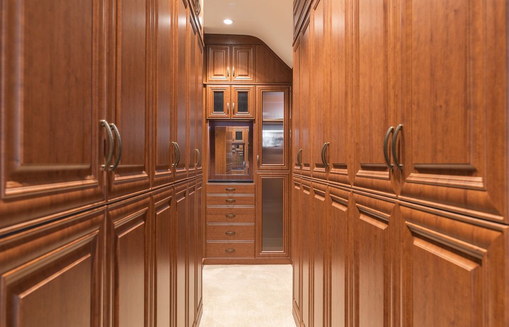 Breathtaking Estate with Stunning Views of the River in Alton, IL Asking $8.45M