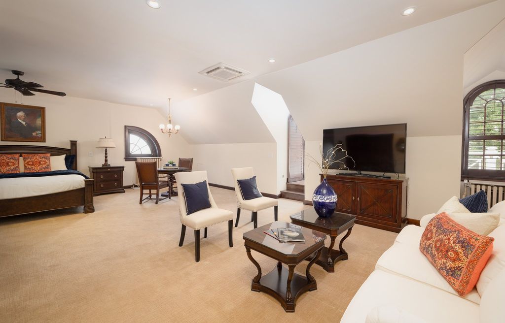 Breathtaking Estate with Stunning Views of the River in Alton, IL Asking $8.45M