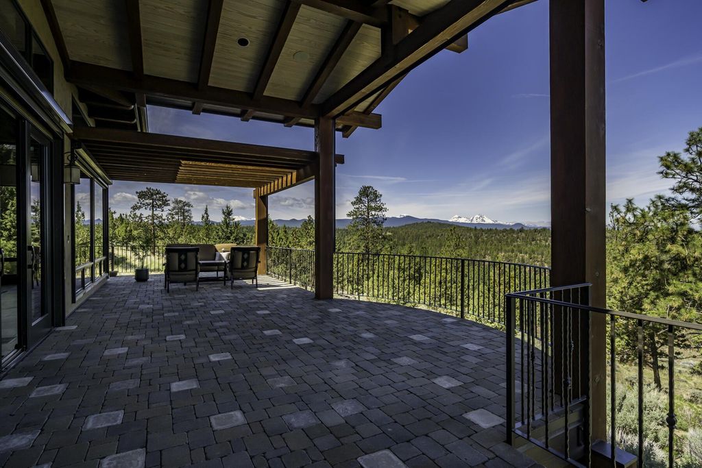 Breathtaking Panoramic Cascade Mountain Views and Rustic Elegance Define this $4.1M Luxurious Custom Home in Bend, OR
