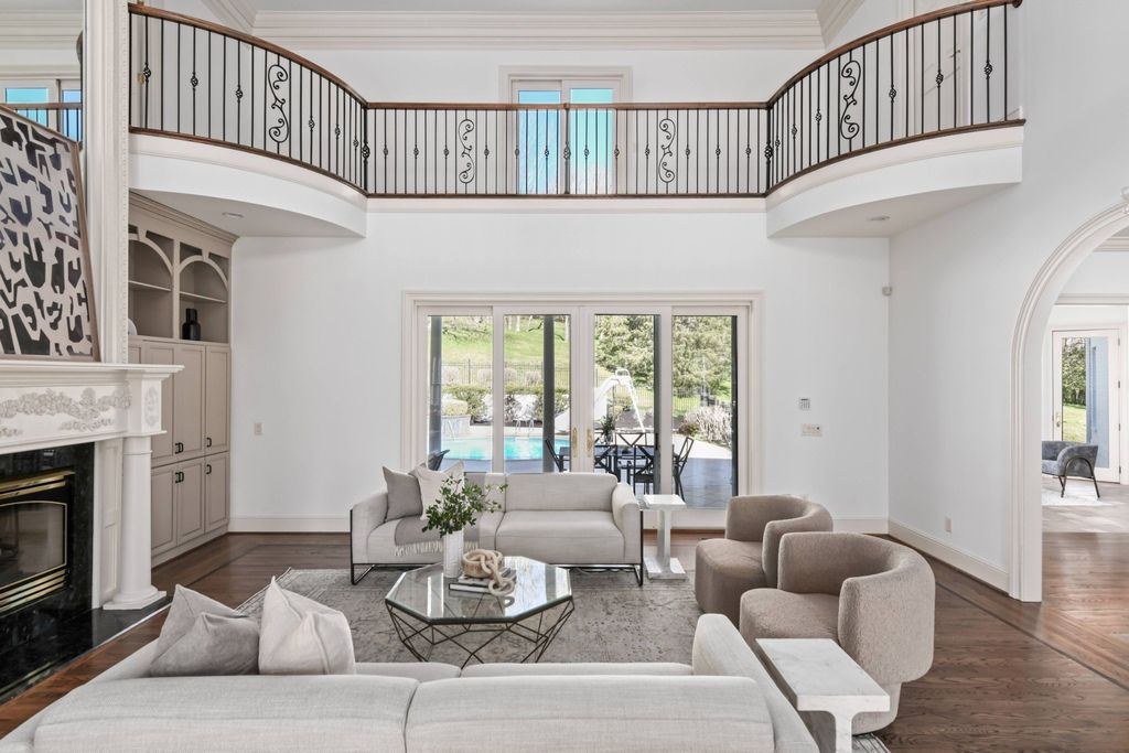 Elegant and Sophisticated Home in Nashville, TN Asking $3.249M