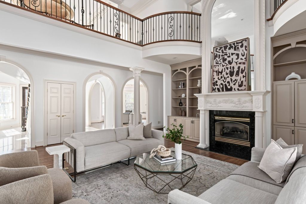 Elegant and Sophisticated Home in Nashville, TN Asking $3.249M