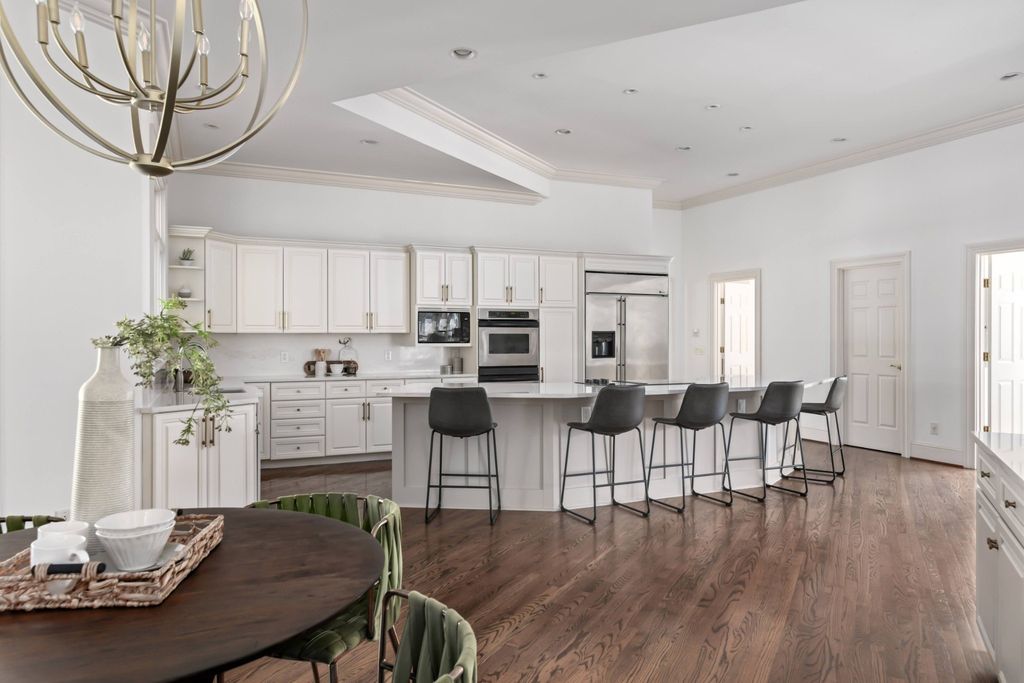 Elegant and Sophisticated Home in Nashville, TN Asking $3.249M