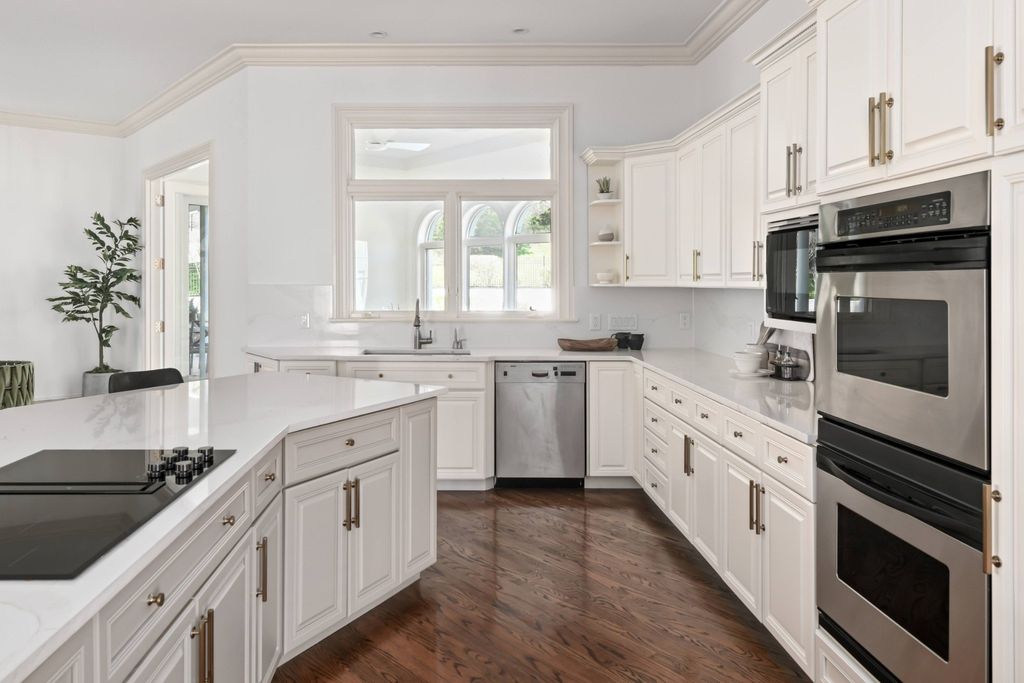 Elegant and Sophisticated Home in Nashville, TN Asking $3.249M