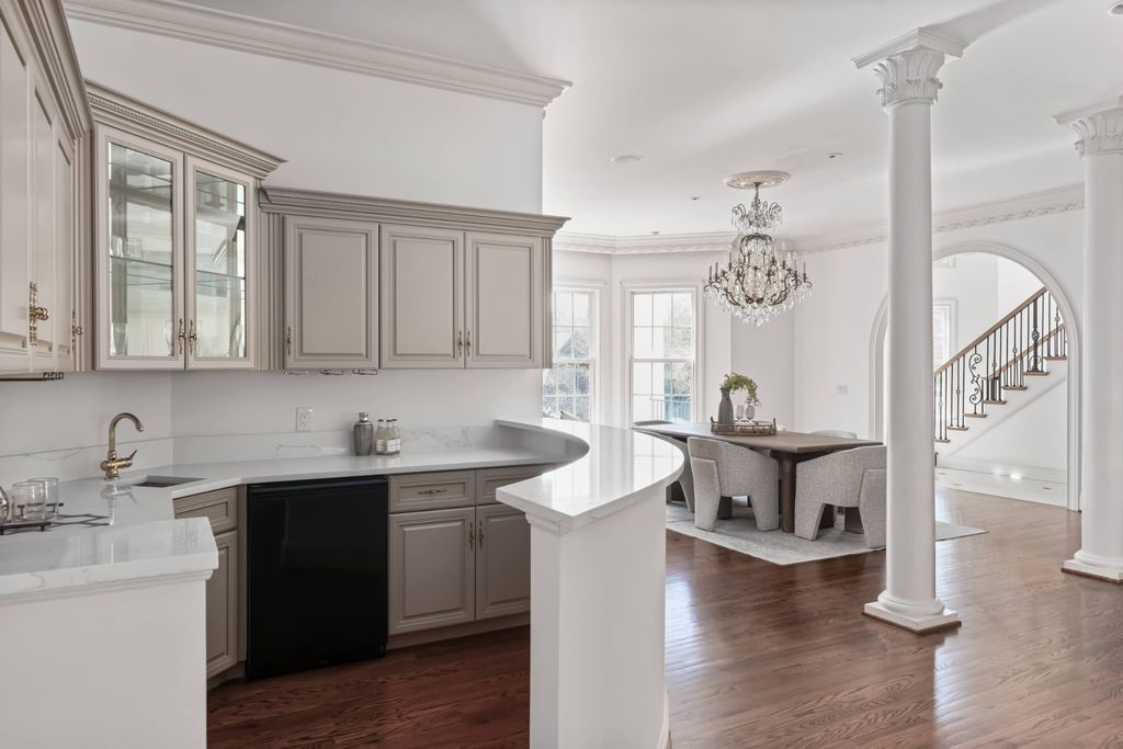 Elegant and Sophisticated Home in Nashville, TN Asking $3.249M
