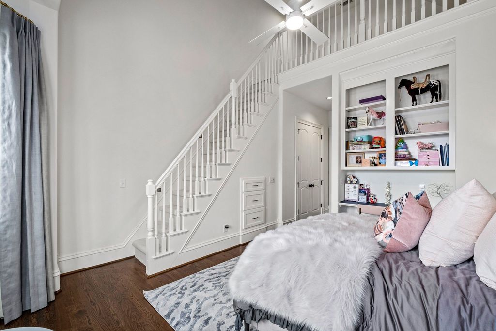 Enchanting Hilltop Estate with Unrivaled Privacy and Scenic Views in Nashville, TN - Listed at $6.95M
