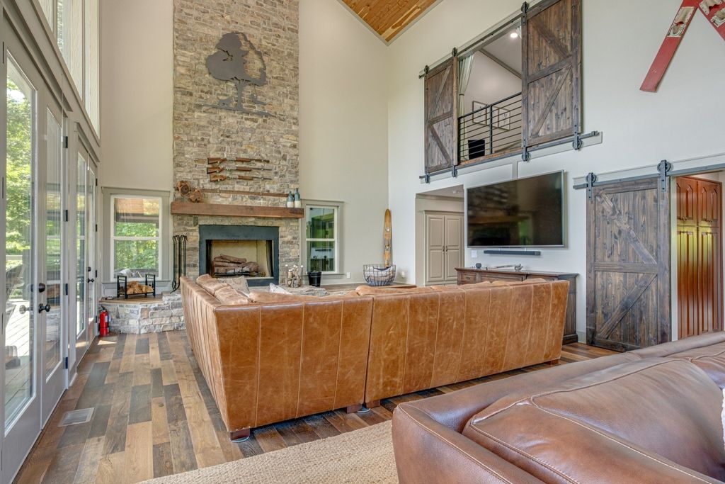 Exceptional Retreat on a Sprawling 9 Acre Estate in Winchester, TN - Ultimate Privacy and Tranquility Asking $6.9 Million