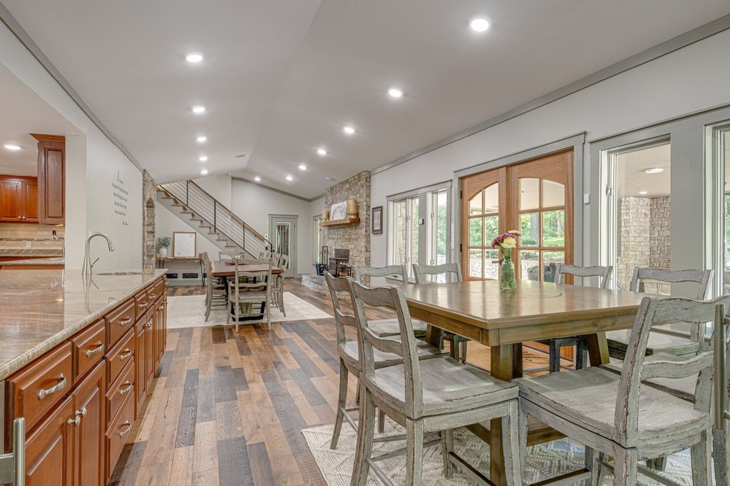 Exceptional Retreat on a Sprawling 9 Acre Estate in Winchester, TN - Ultimate Privacy and Tranquility Asking $6.9 Million