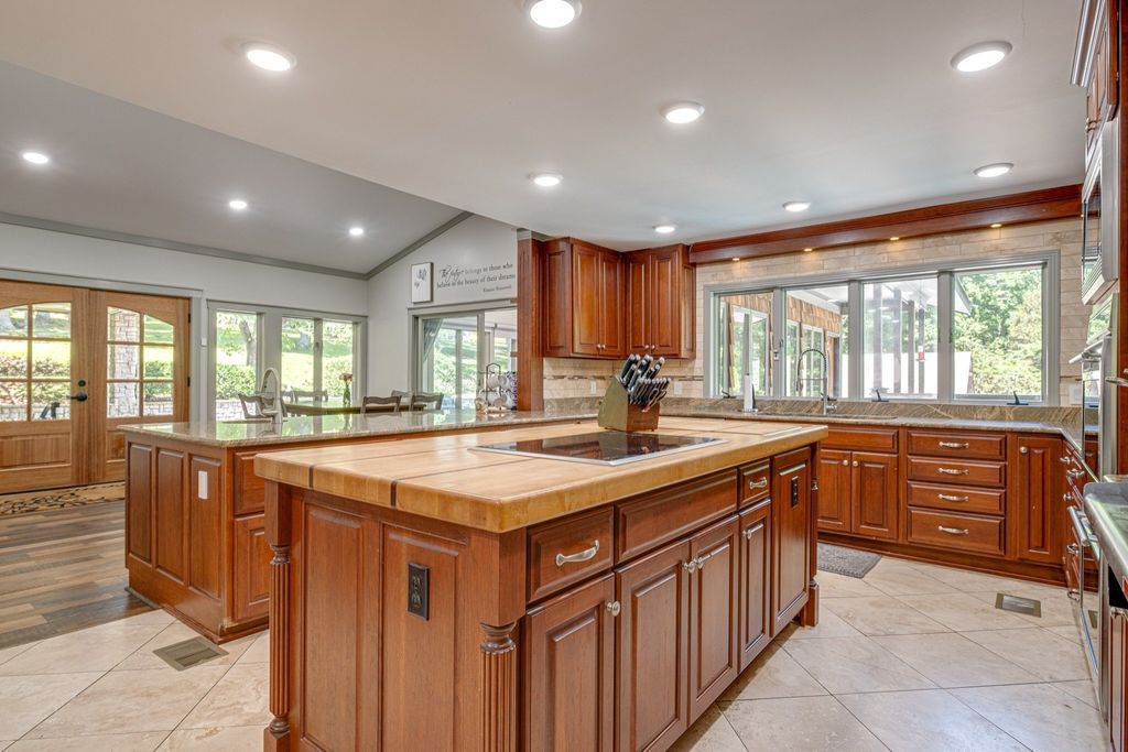 Exceptional Retreat on a Sprawling 9 Acre Estate in Winchester, TN - Ultimate Privacy and Tranquility Asking $6.9 Million
