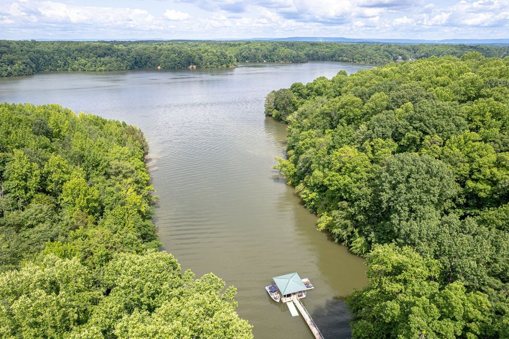 Exceptional Retreat on a Sprawling 9 Acre Estate in Winchester, TN - Ultimate Privacy and Tranquility Asking $6.9 Million