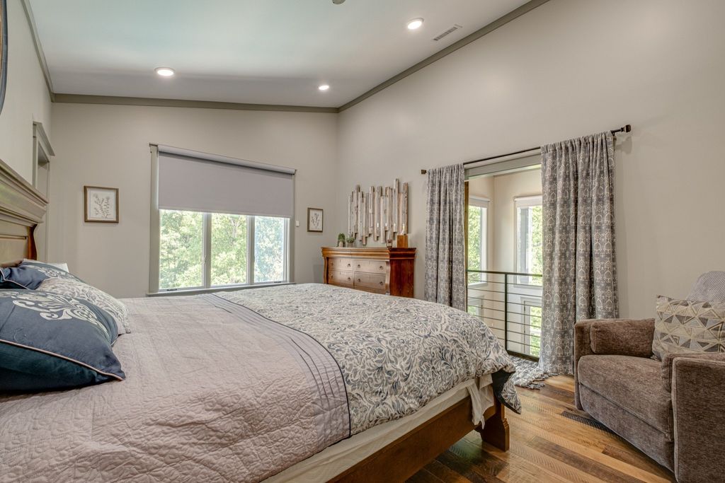 Exceptional Retreat on a Sprawling 9 Acre Estate in Winchester, TN - Ultimate Privacy and Tranquility Asking $6.9 Million