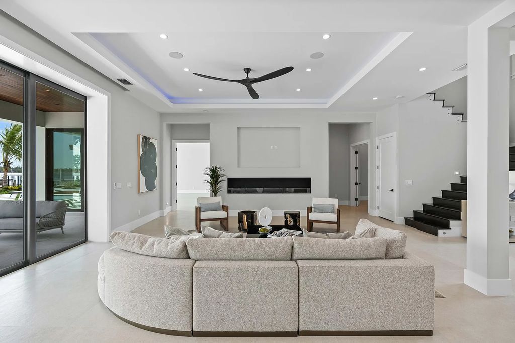 Introducing 55 River Drive, a brand new waterfront residence in Tequesta, Florida. This stunning home offers direct ocean access and boasts 100 feet of wide water views.
