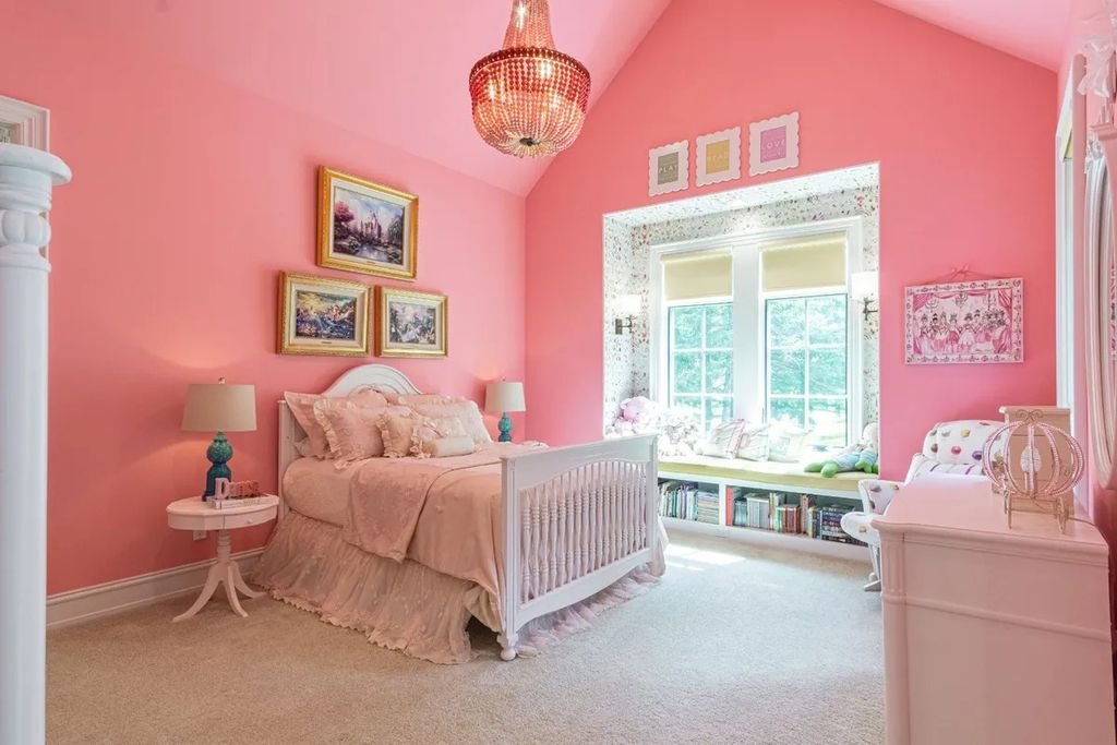 Exquisite Custom-Built Masterpiece: Timeless Luxury Home in Franklin, MI Asking $3.195M
