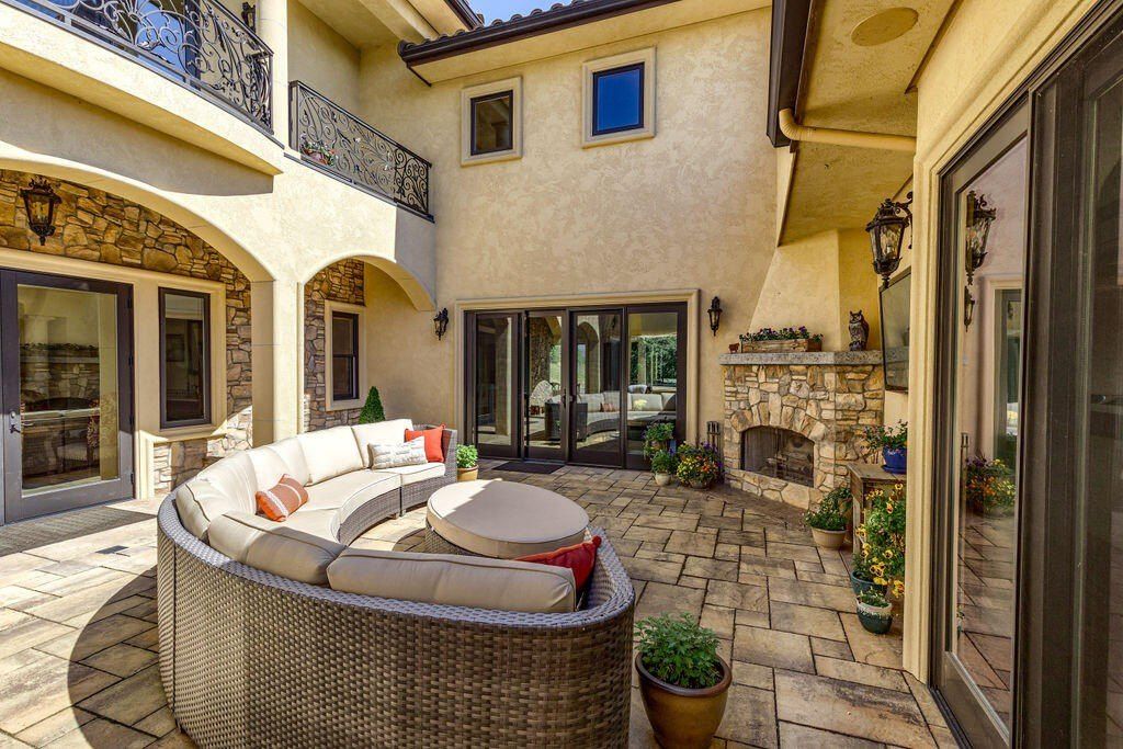 Extraordinary Estate: Celtic Moon Vineyards - Wine Lover's Dream in Eagle Point, OR Asking Price $5.75 Million