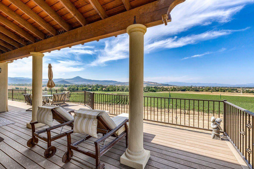 Extraordinary Estate: Celtic Moon Vineyards - Wine Lover's Dream in Eagle Point, OR Asking Price $5.75 Million