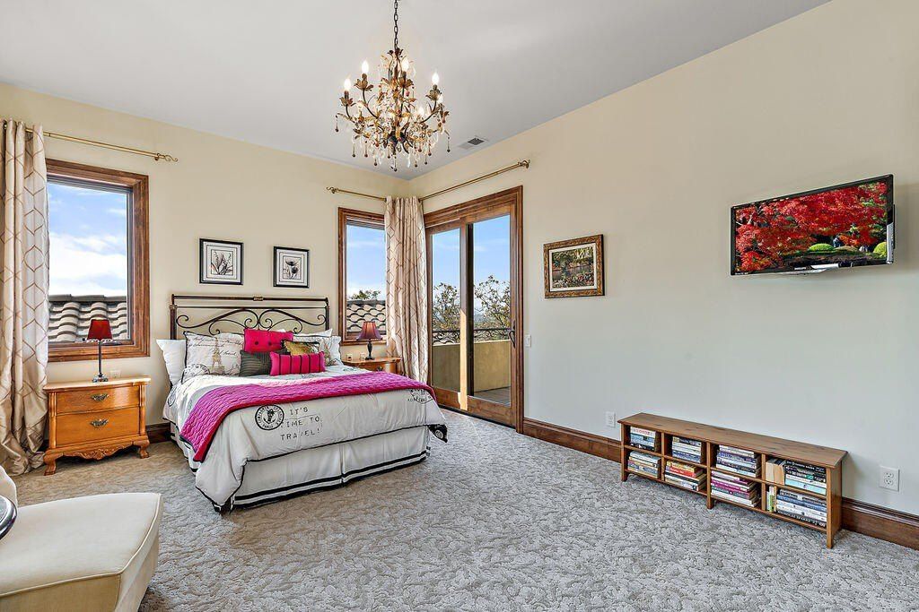 Extraordinary Estate: Celtic Moon Vineyards - Wine Lover's Dream in Eagle Point, OR Asking Price $5.75 Million