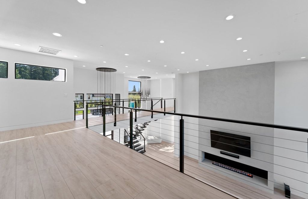 Modern Home with Convenience, Entertainment, and Smart-Ready Features in Brush Prairie, WA  Listed at $3.45M