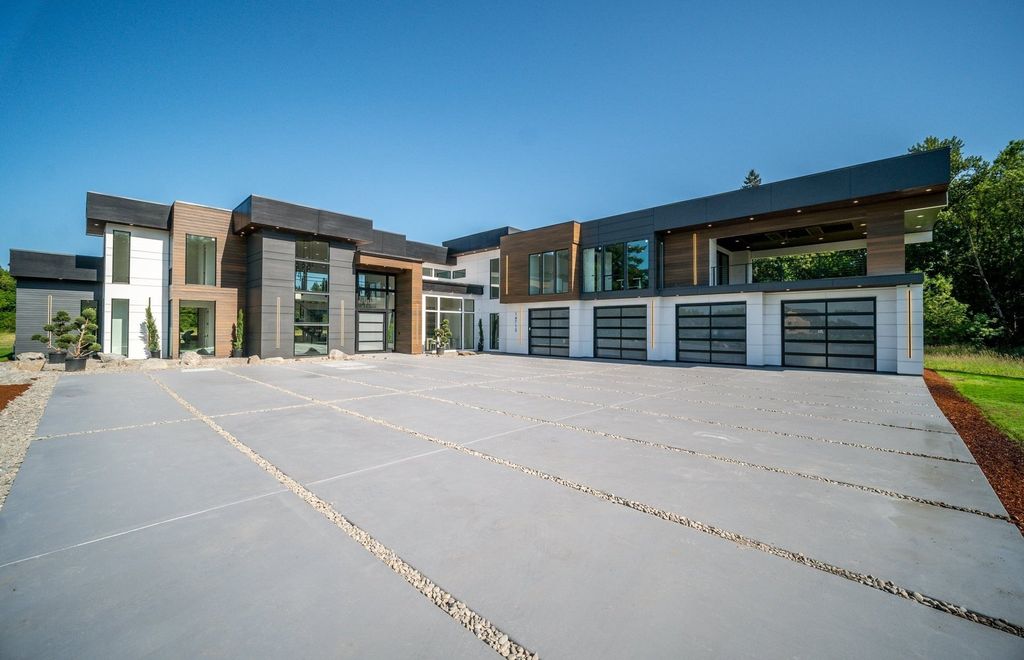 Modern Home with Convenience, Entertainment, and Smart-Ready Features in Brush Prairie, WA  Listed at $3.45M