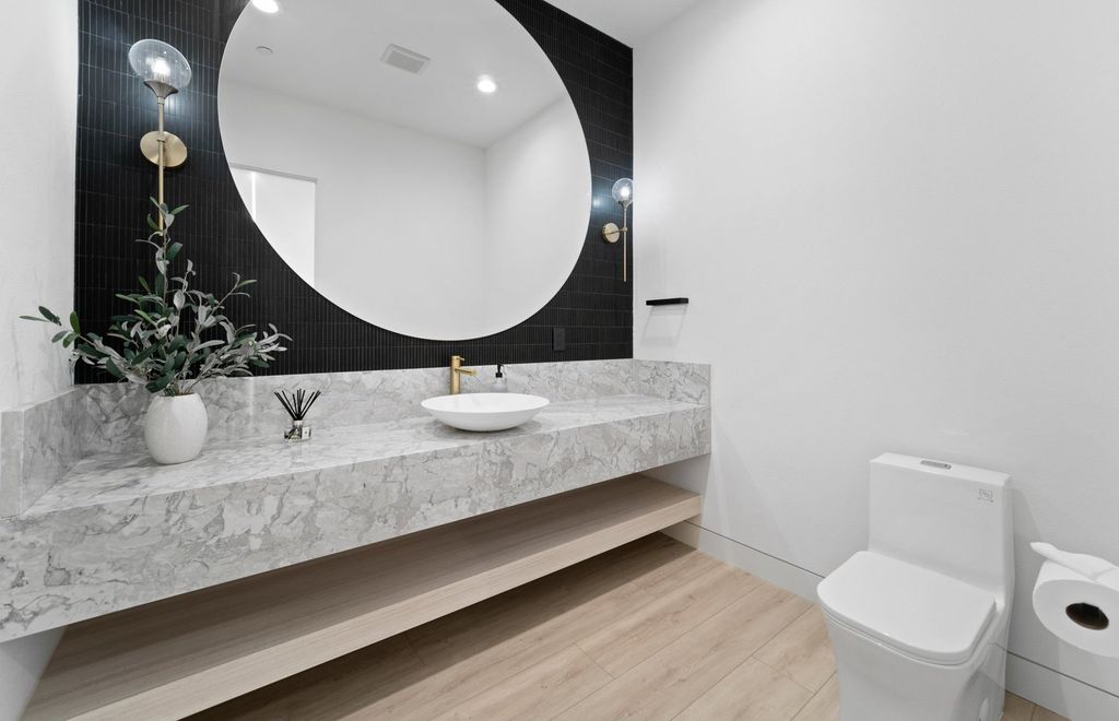 Modern Home with Convenience, Entertainment, and Smart-Ready Features in Brush Prairie, WA  Listed at $3.45M