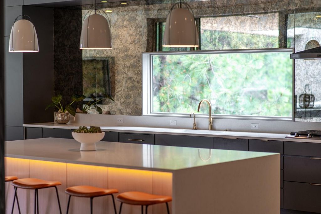 Modern Marvel in Oregon: An Exquisite Property with Incredible Attention to Detail Listed at $4.35M