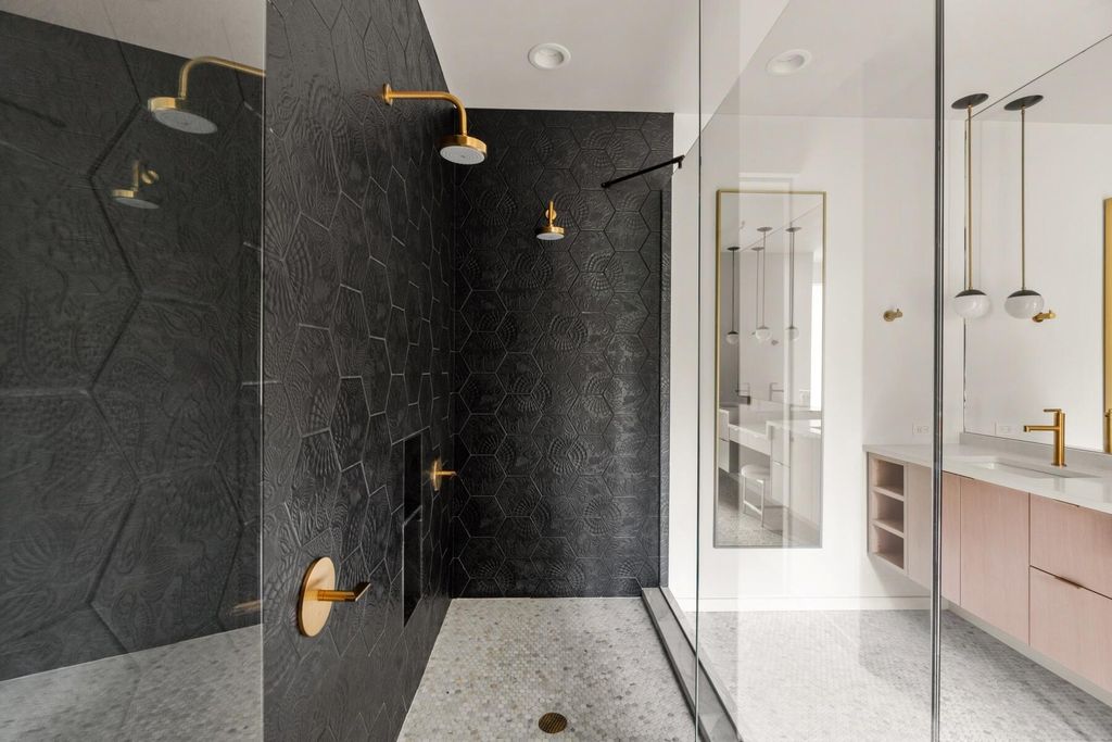 Modern Marvel in Oregon: An Exquisite Property with Incredible Attention to Detail Listed at $4.35M