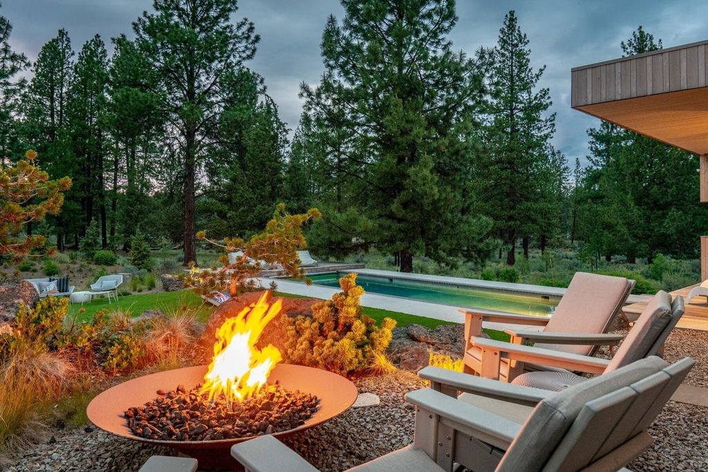 Modern Marvel in Oregon: An Exquisite Property with Incredible Attention to Detail Listed at $4.35M