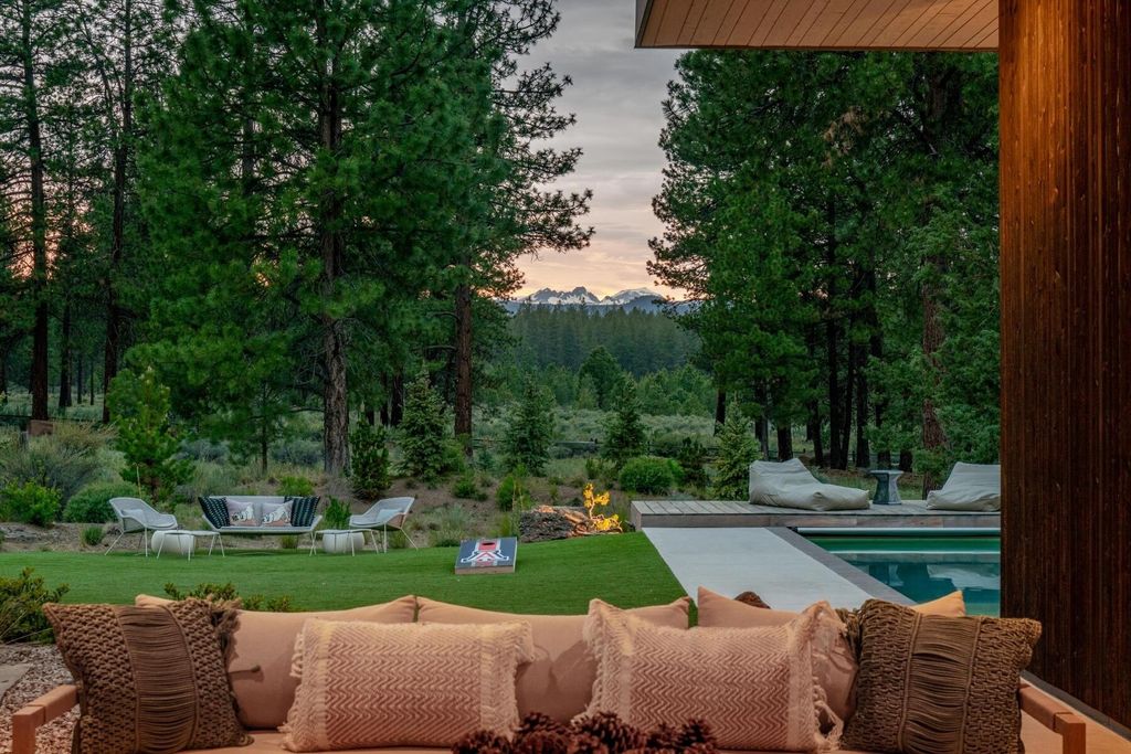 Modern Marvel in Oregon: An Exquisite Property with Incredible Attention to Detail Listed at $4.35M