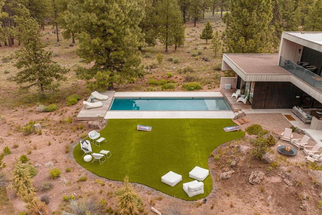 Modern Marvel in Oregon: An Exquisite Property with Incredible Attention to Detail Listed at $4.35M
