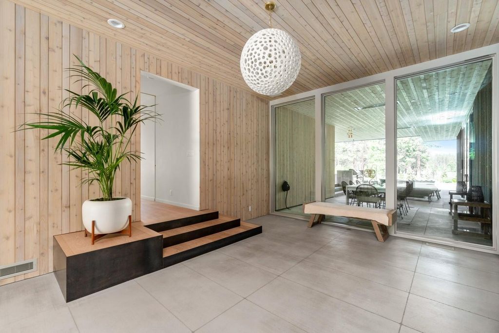 Modern Marvel in Oregon: An Exquisite Property with Incredible Attention to Detail Listed at $4.35M