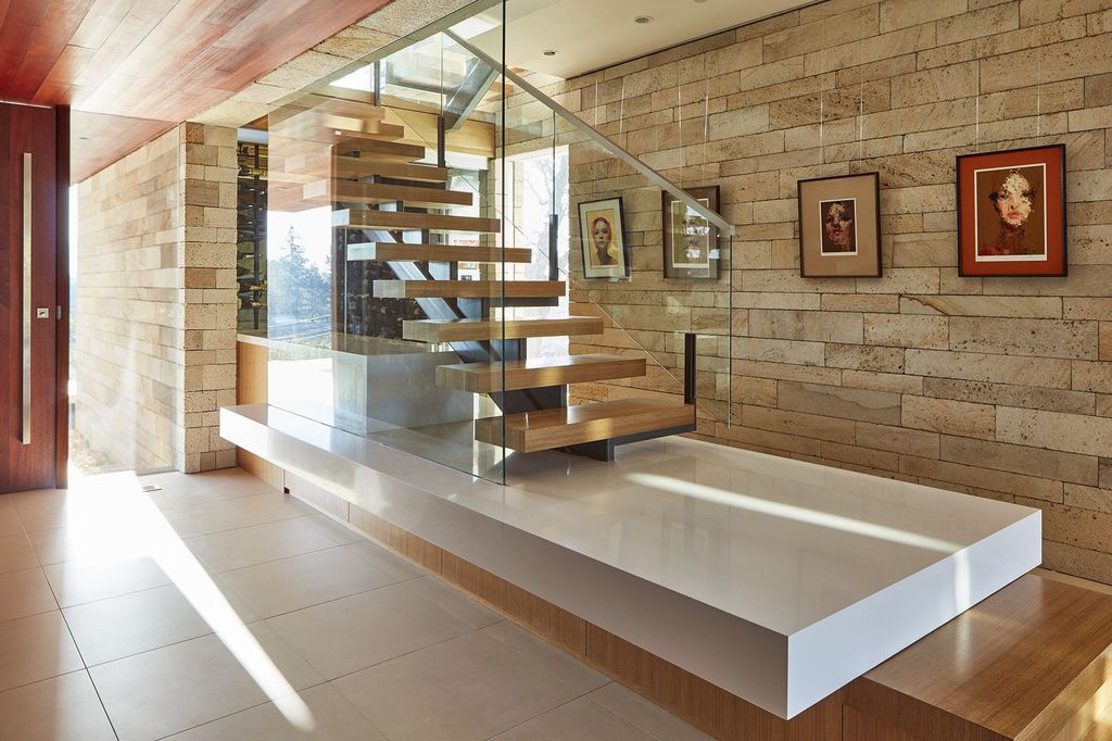 Oak Knoll house, harmony of architecture, nature by Swatt Miers Architects