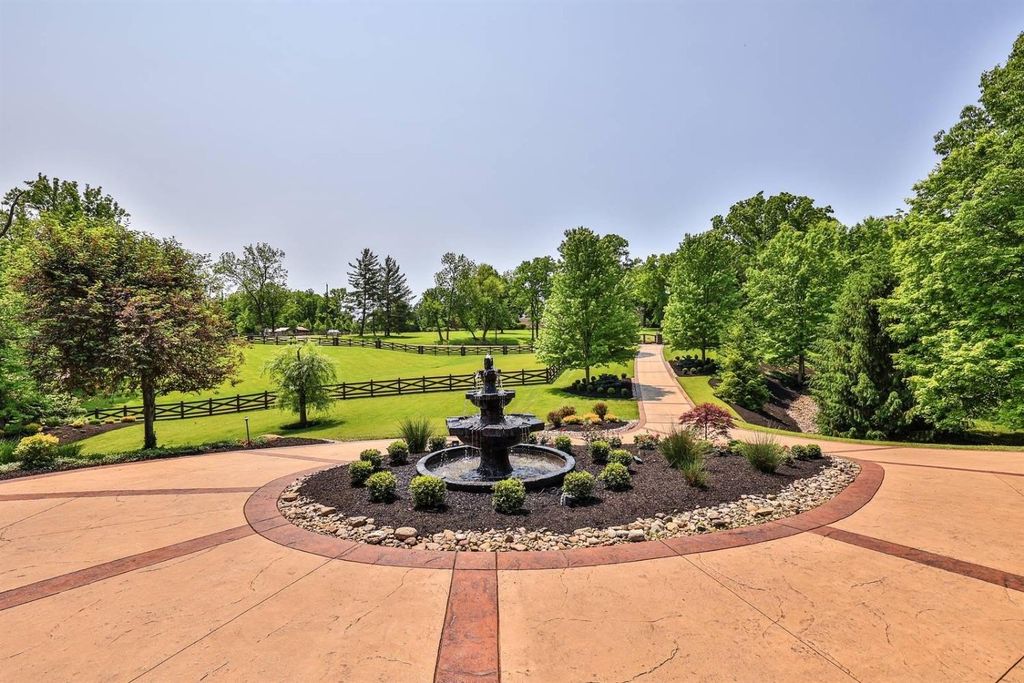 Opulent Cincinnati, OH Estate: Stunning Home with High-End Details Listed at $5.899M