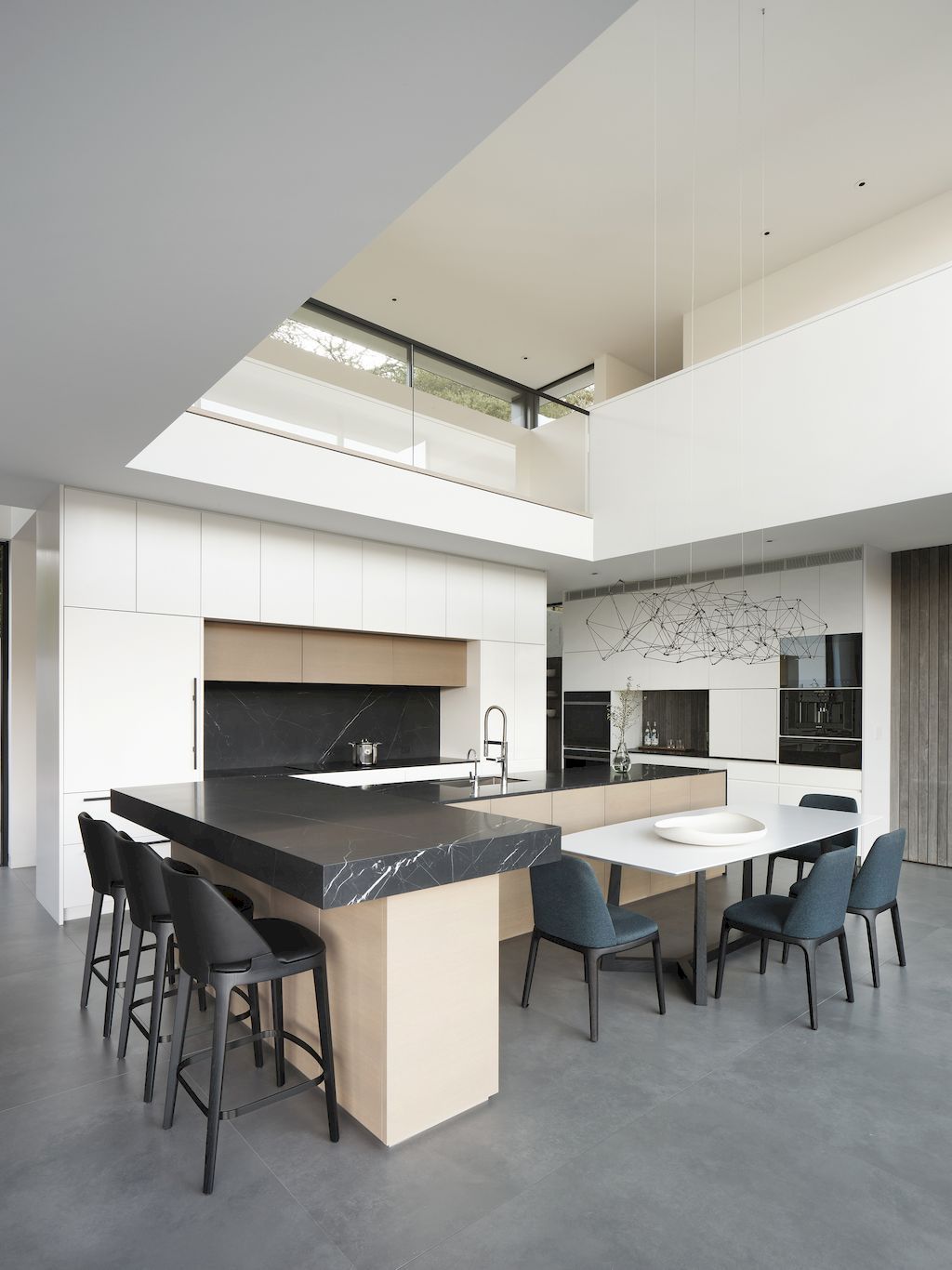 Rau Haus House to preserve surrounding views by Feldman Architecture
