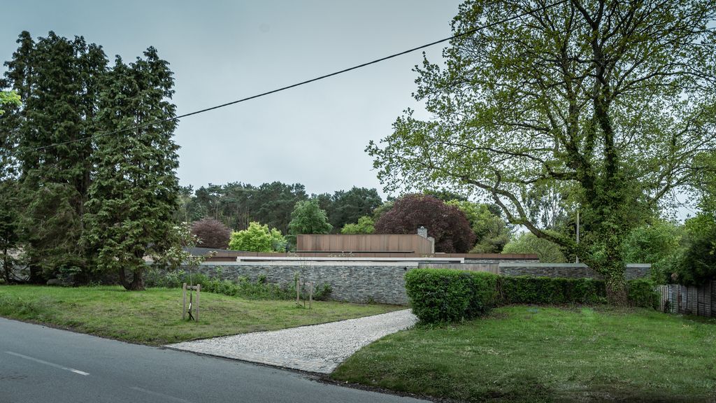 Sandway House, a Contemporary Dwelling Designed by Outset Think