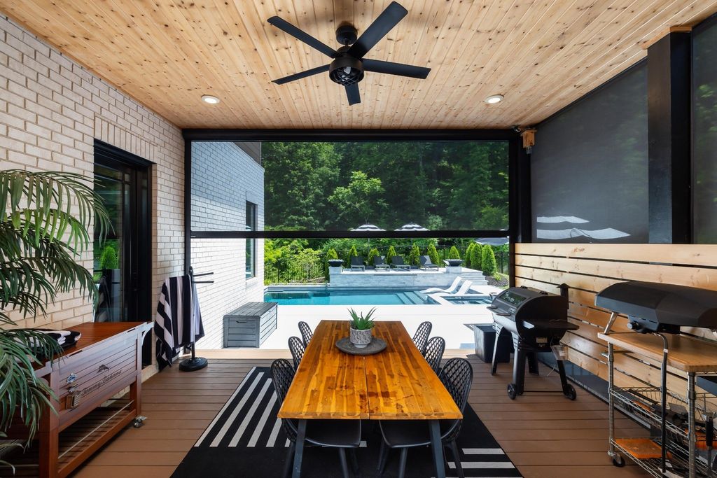 Spectacular Frank Lloyd Wright-Inspired Home: Privacy, Convenience, and Elegance at $2.299M