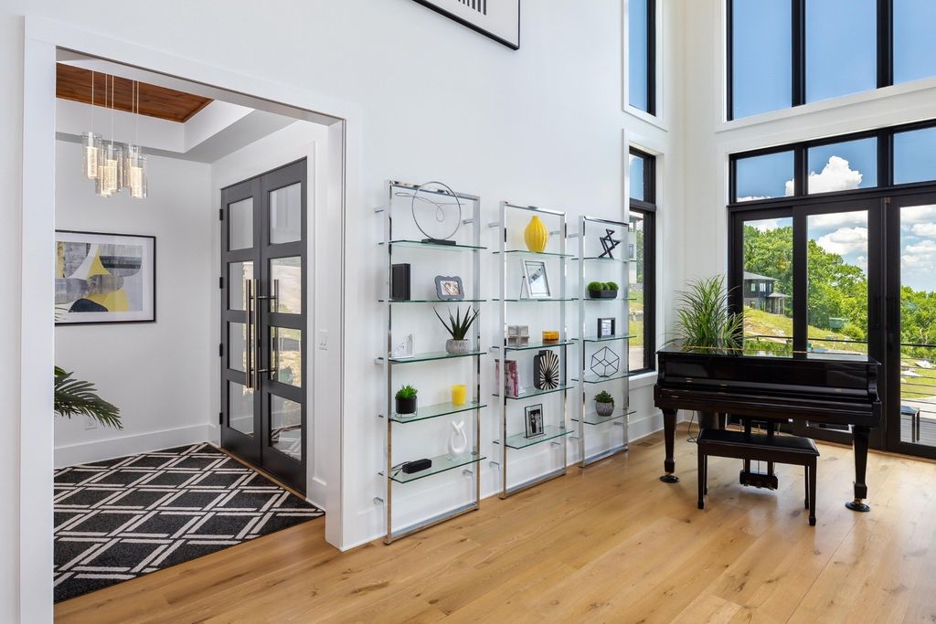 Spectacular Frank Lloyd Wright-Inspired Home: Privacy, Convenience, and Elegance at $2.299M