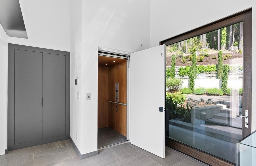 Stunning Gig Harbor, WA Home with 100' Low Bank Waterfront and Luxury Finishes Asking $6.6M